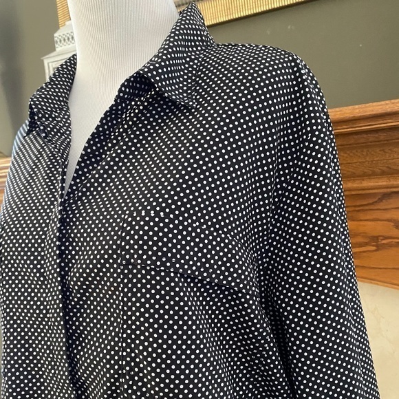 Liz Claiborne Polka Dot Button Down‎ Blouse Sz. XL - Picture 4 of 12
